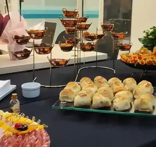 Coffee break — ambientação premium